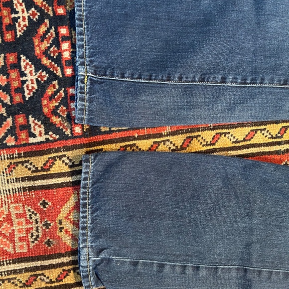 Gap 1969 Straight 30x32 - Picture 3 of 4